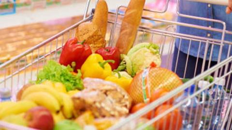 Vegetables in grocery cart